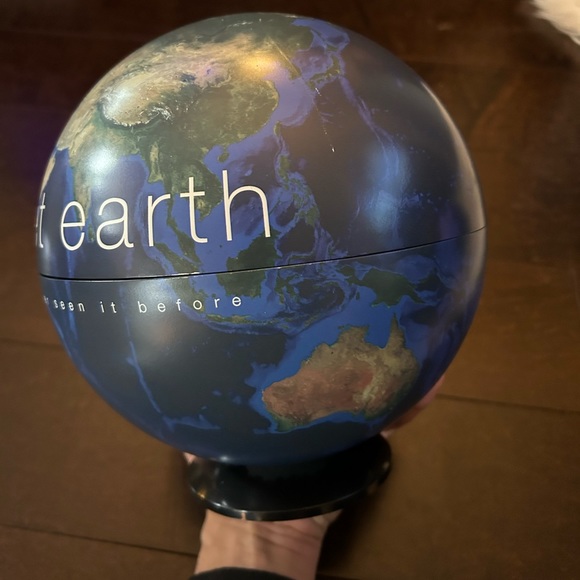 BBC Planet Earth Globe w/6 DVDs & Cards Limited 29574/50000 - Picture 4 of 11